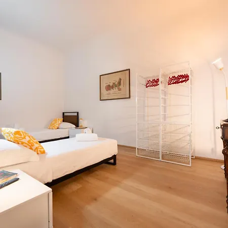 Keys Of Italy - Reparata Big 13 - 2 Bedrooms Florentine House * Florence