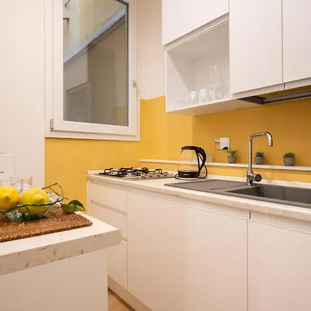 Keys Of Italy - Reparata Big 13 - 2 Bedrooms Florentine House * Florence