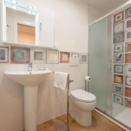 Апартаменты Keys Of Italy - Reparata Big 13 - 2 Bedrooms Florentine House