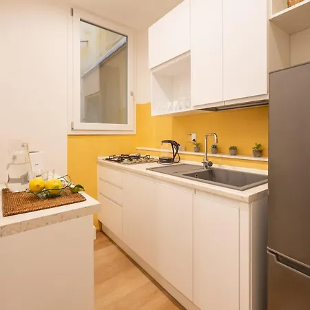 Keys Of Italy - Reparata Big 13 - 2 Bedrooms Florentine House Apartment *