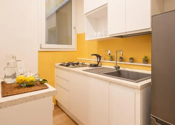 Keys Of Italy - Reparata Big 13 - 2 Bedrooms Florentine House Apartment *