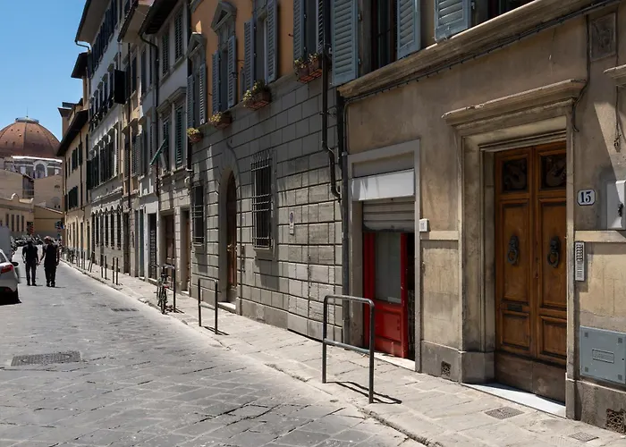 Keys Of Italy - Reparata Big 13 - 2 Bedrooms Florentine House Apartment Florenz
